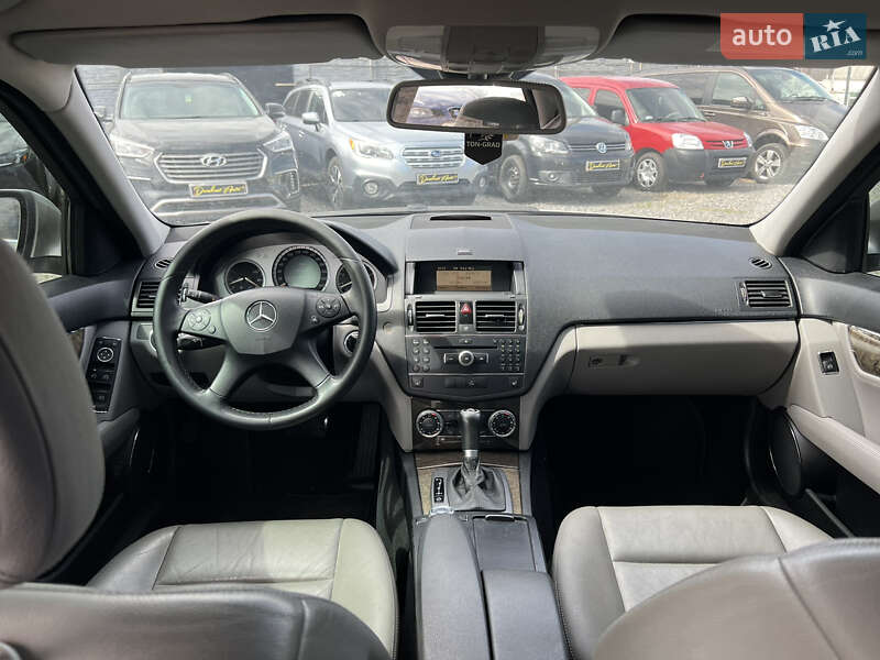 Седан Mercedes-Benz C-Class 2008 в Киеве