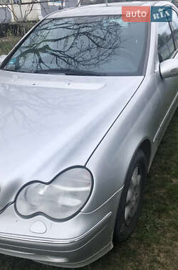 Седан Mercedes-Benz C-Class 2001 в Виннице