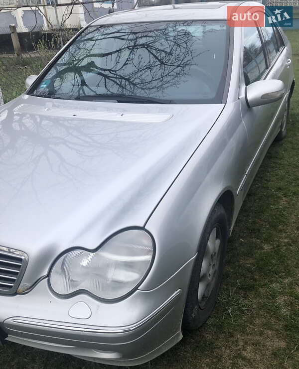 Седан Mercedes-Benz C-Class 2001 в Виннице