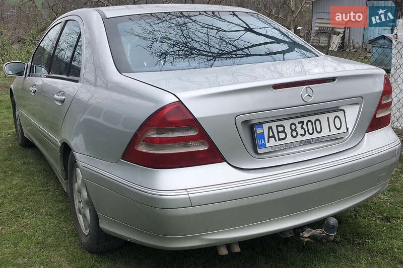 Седан Mercedes-Benz C-Class 2001 в Виннице