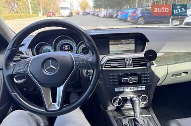 Седан Mercedes-Benz C-Class 2011 в 