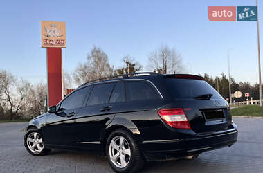 Универсал Mercedes-Benz C-Class 2011 в 