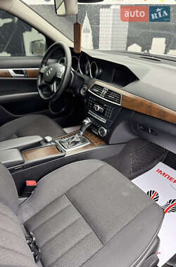 Універсал Mercedes-Benz C-Class 2012 в 