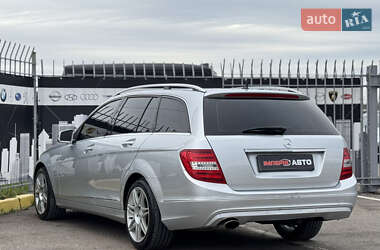 Універсал Mercedes-Benz C-Class 2012 в 
