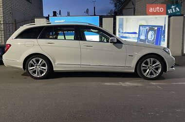 Универсал Mercedes-Benz C-Class 2011 в 