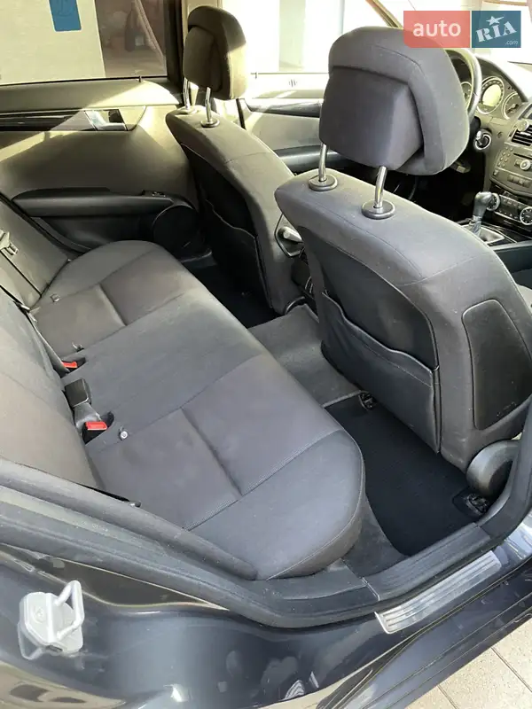 Mercedes-Benz C-Class 2009 VIN WDD2042081F352127 фото оголошення 8 з 41