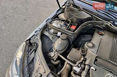 Купе Mercedes-Benz C-Class 2011 в 
