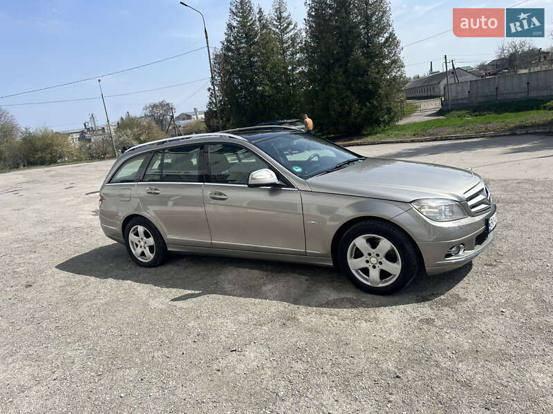 Универсал Mercedes-Benz C-Class 2008 в Ивано-Франковске
