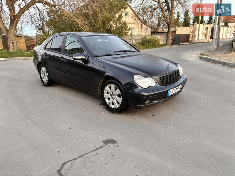 Седан Mercedes-Benz C-Class 2001 в Миколаєві