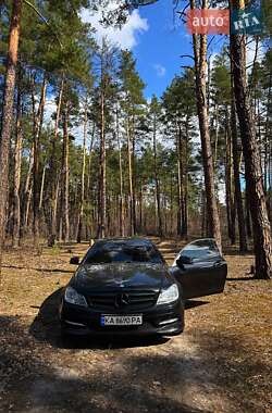 Купе Mercedes-Benz C-Class 2015 в 