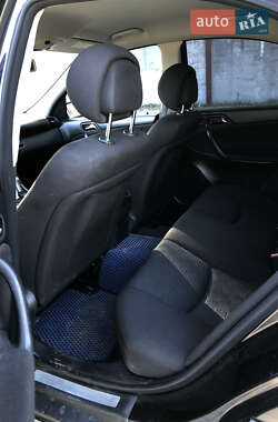 Седан Mercedes-Benz C-Class 2006 в 