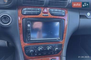 Седан Mercedes-Benz C-Class 2002 в 