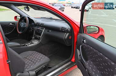 Купе Mercedes-Benz C-Class 2002 в 