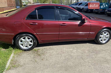 Седан Mercedes-Benz C-Class 2002 в 