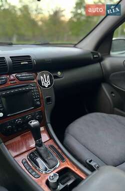 Универсал Mercedes-Benz C-Class 2003 в 