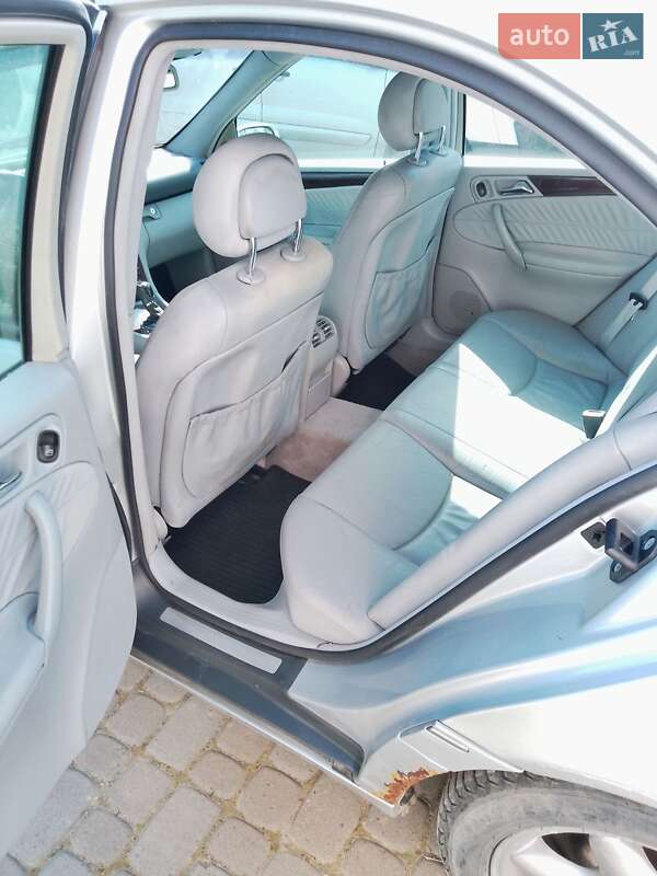 Седан Mercedes-Benz C-Class 2001 в Коломые
