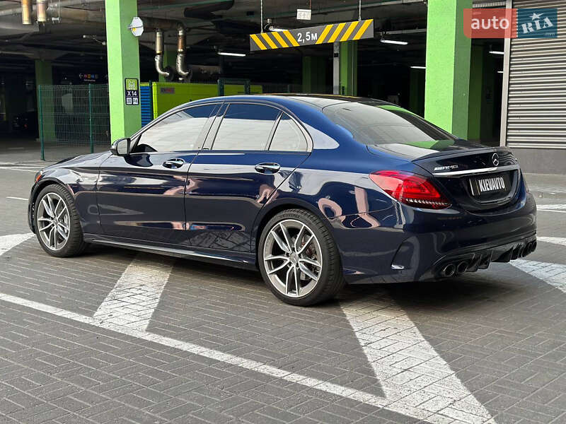 Седан Mercedes-Benz C-Class 2019 в Киеве