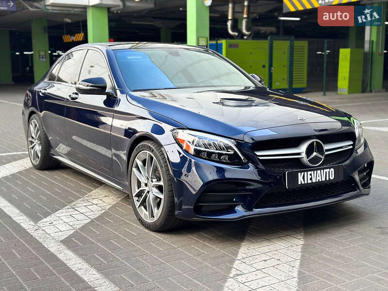 Седан Mercedes-Benz C-Class 2019 в Киеве