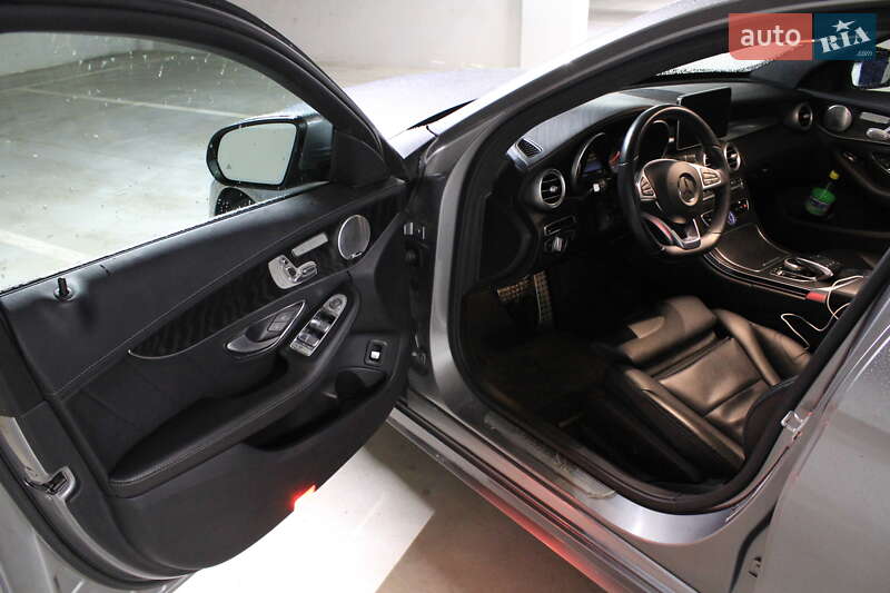Седан Mercedes-Benz C-Class 2015 в Львове