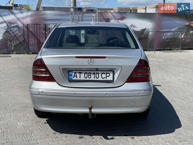 Седан Mercedes-Benz C-Class 2002 в Івано-Франківську