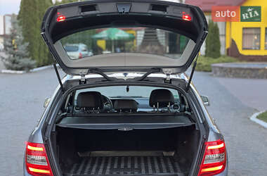 Универсал Mercedes-Benz C-Class 2011 в 