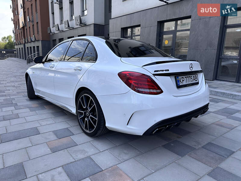 Седан Mercedes-Benz C-Class 2017 в Дніпрі