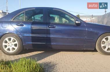 Седан Mercedes-Benz C-Class 2000 в 