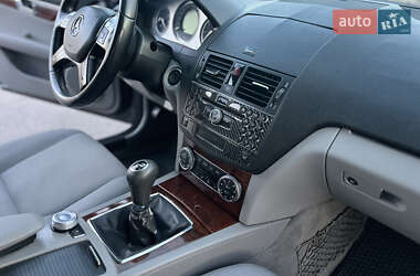 Седан Mercedes-Benz C-Class 2007 в 