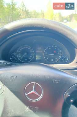 Универсал Mercedes-Benz C-Class 2004 в 