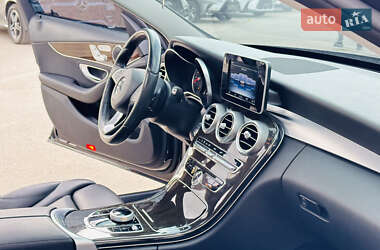 Седан Mercedes-Benz C-Class 2017 в 