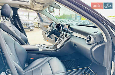 Седан Mercedes-Benz C-Class 2017 в 