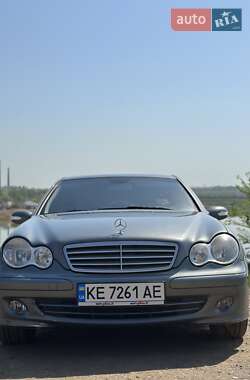 Седан Mercedes-Benz C-Class 2004 в Кривому Розі