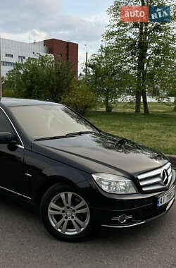 Седан Mercedes-Benz C-Class 2009 в 