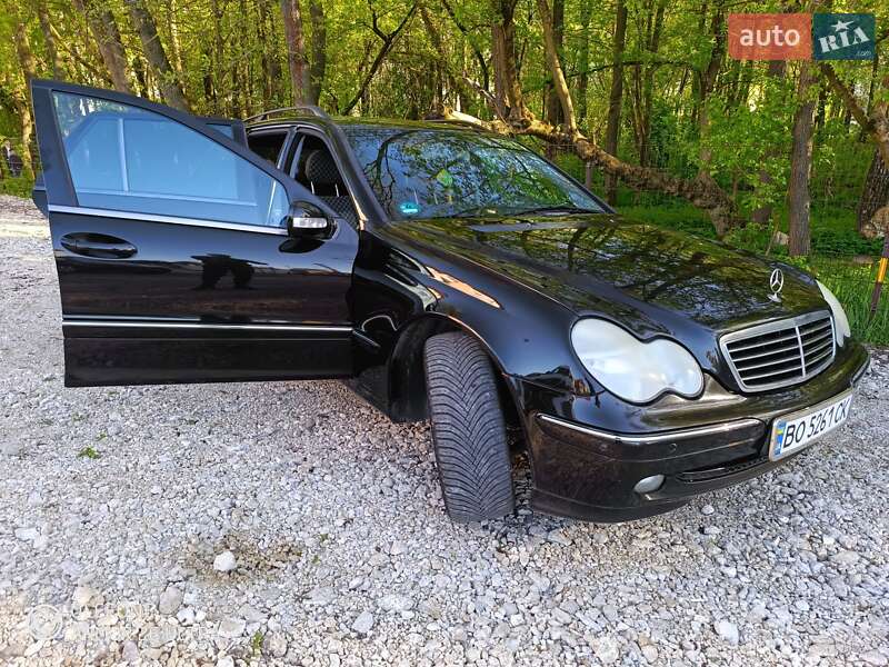 Универсал Mercedes-Benz C-Class 2003 в Тернополе