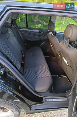 Універсал Mercedes-Benz C-Class 2003 в 