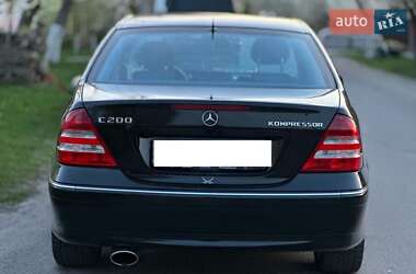 Седан Mercedes-Benz C-Class 2005 в 