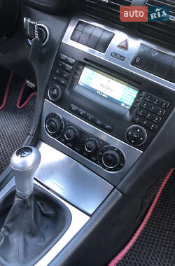 Седан Mercedes-Benz C-Class 2005 в 