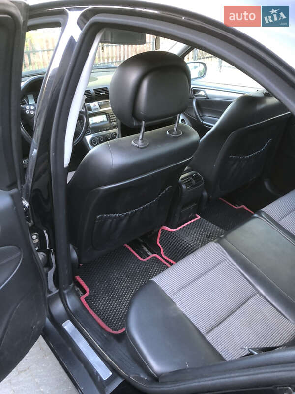 Седан Mercedes-Benz C-Class 2005 в Яворове