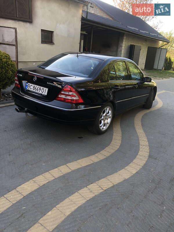 Седан Mercedes-Benz C-Class 2005 в Яворове фото 38 Седан Mercedes-Benz C-Class 2005 в Яворове