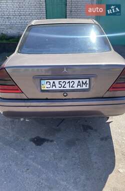 Седан Mercedes-Benz C-Class 1995 в 
