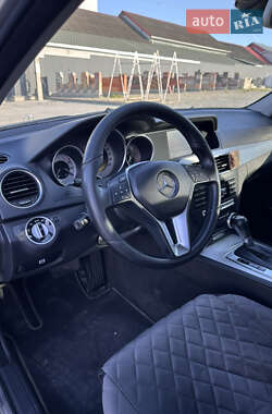 Универсал Mercedes-Benz C-Class 2011 в 