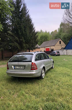 Універсал Mercedes-Benz C-Class 2002 в 