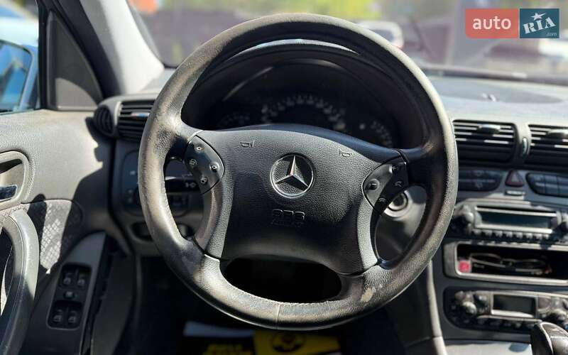 Универсал Mercedes-Benz C-Class 2004 в Черновцах