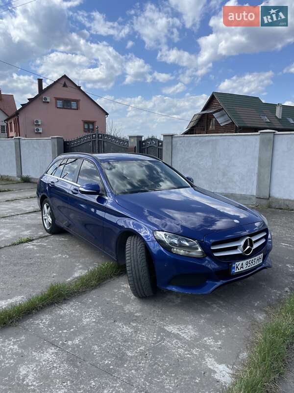 Универсал Mercedes-Benz C-Class 2014 в Ужгороде