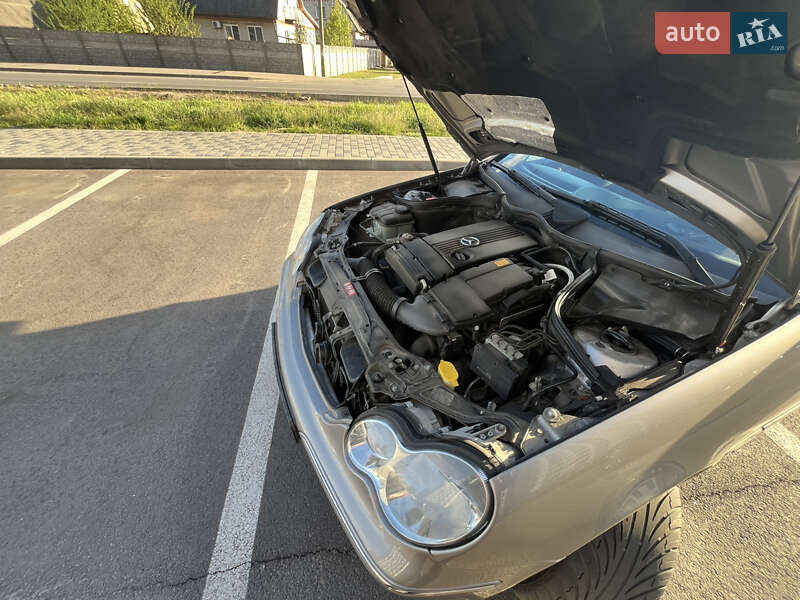 Седан Mercedes-Benz C-Class 2004 в Киеве