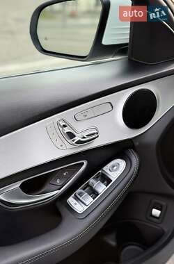 Седан Mercedes-Benz C-Class 2019 в 