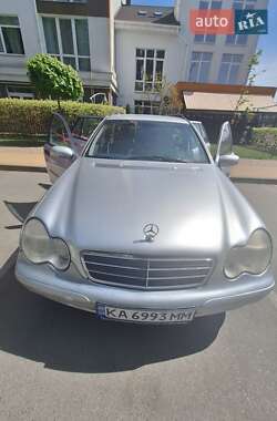 Универсал Mercedes-Benz C-Class 2003 в Киеве