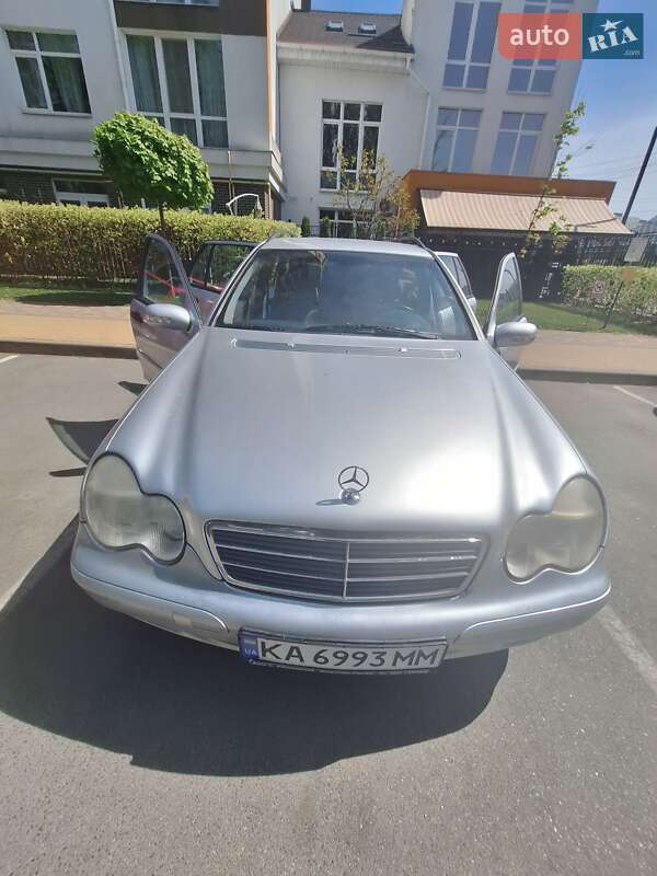 Универсал Mercedes-Benz C-Class 2003 в 