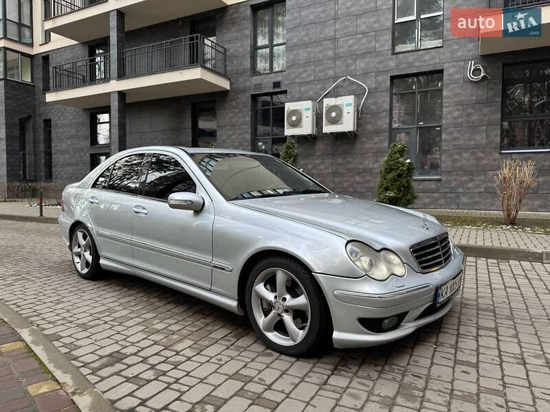 Седан Mercedes-Benz C-Class 2006 в 