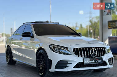 Седан Mercedes-Benz C-Class 2017 в 